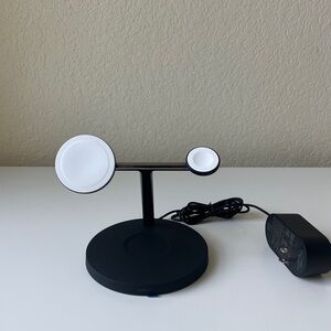 Belkin MagSafe 3-in-1 Wireless Charging Stand | Black + White | NWOT